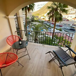 Castle Harbour Cristianos Beautiful With Pool View , Los Cristianos (Tenerife) Spain